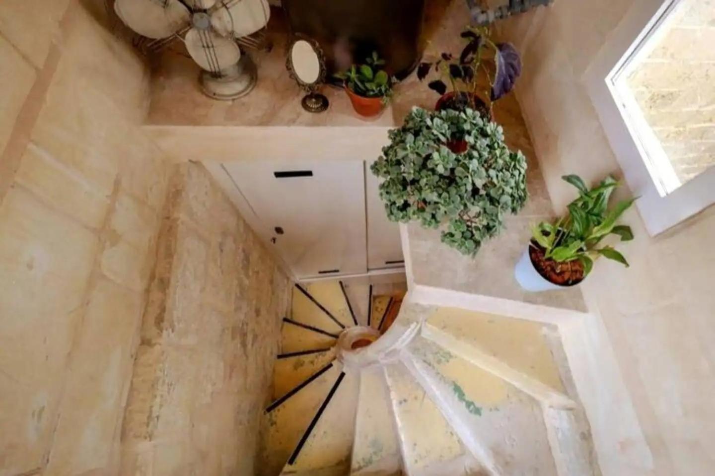 Historic Hideaways - 900 Year Old Converted Studios Victoria Zewnętrze zdjęcie