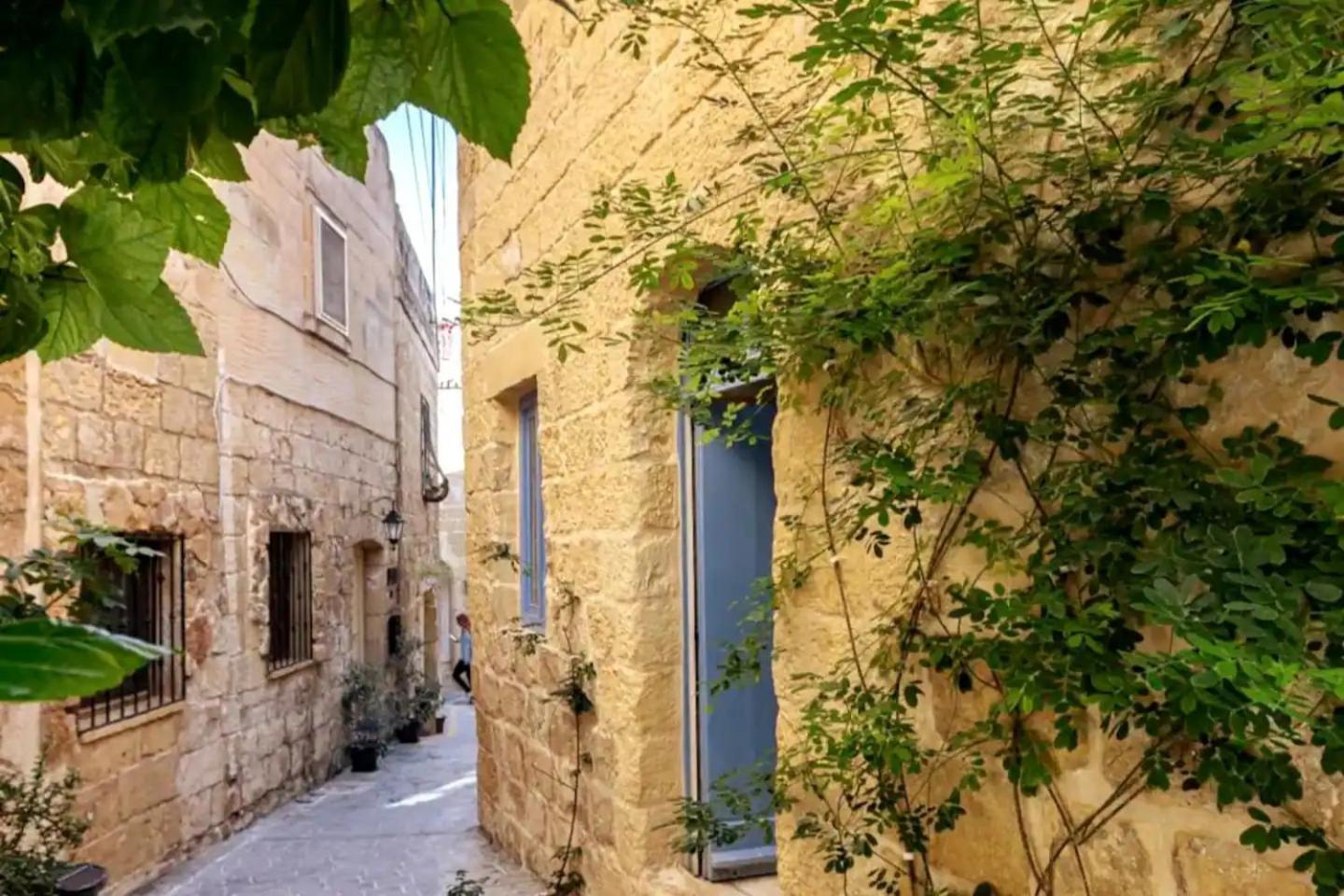 Historic Hideaways - 900 Year Old Converted Studios Victoria Zewnętrze zdjęcie