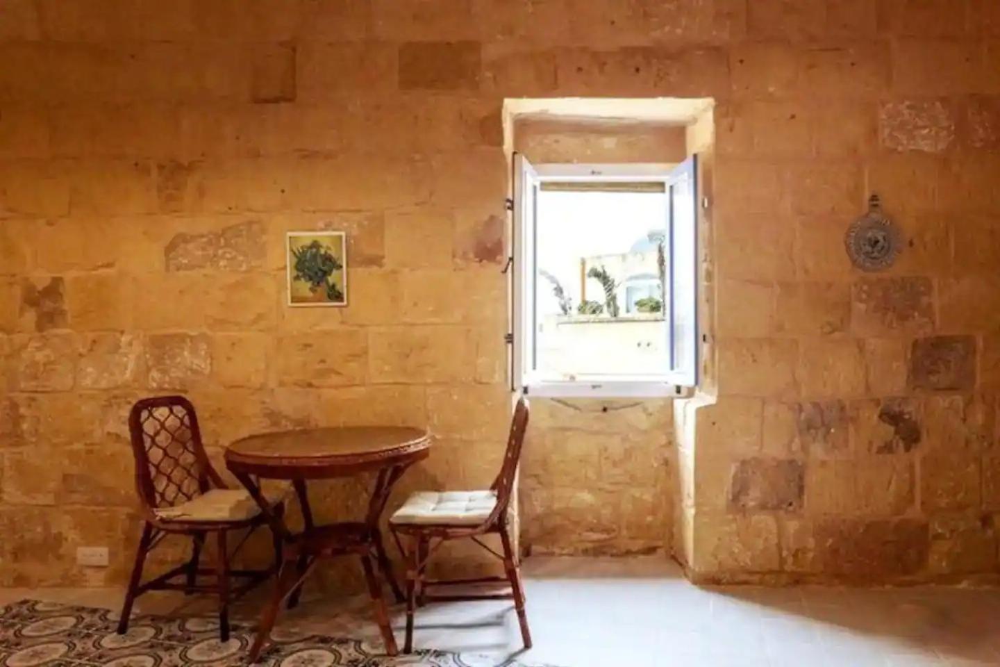 Historic Hideaways - 900 Year Old Converted Studios Victoria Zewnętrze zdjęcie